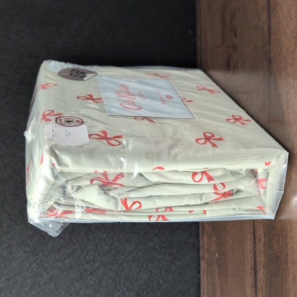 Cath Kidston London 4 Piece Full Size Sheet Set With Pillow Cases Bow Ruby Sage - Picture 2 of 5